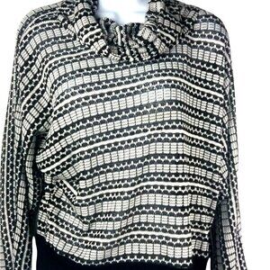 Chenault Cowl Neck Sweater Top Black White Medium Relaxed Long Sleeve Classic